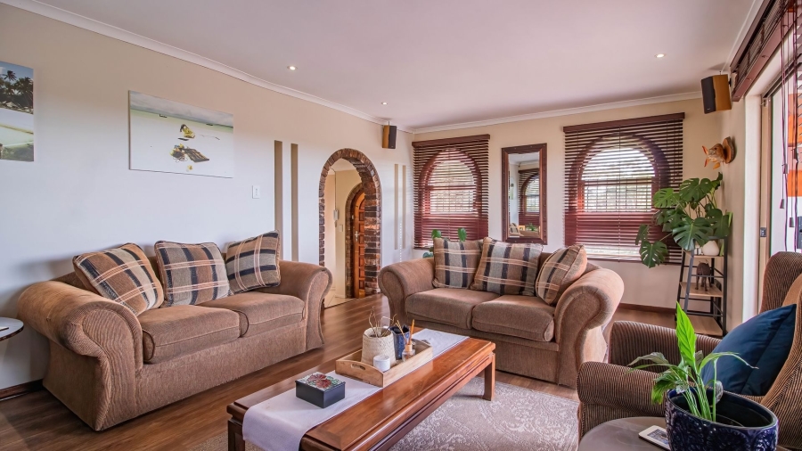 4 Bedroom Property for Sale in Vincent Heights Eastern Cape